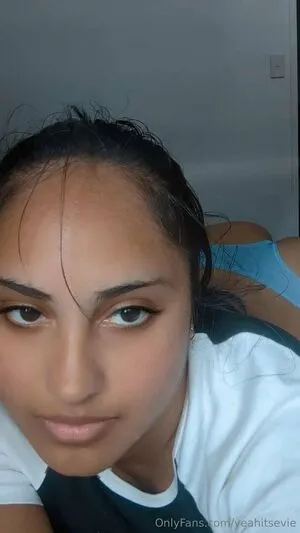 Yeahitsevie OnlyFans Leaked Free Thumbnail Picture - #4pi3iHCGj6