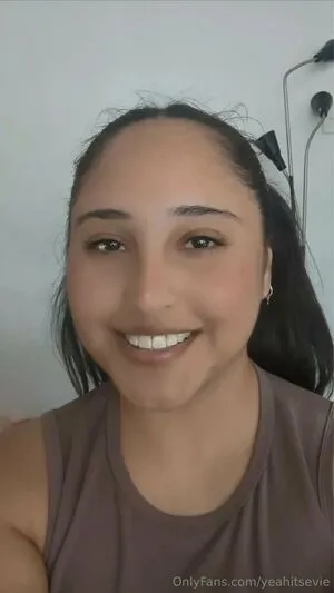 Yeahitsevie OnlyFans Leaked Free Thumbnail Picture - #AbvYh9ktsk