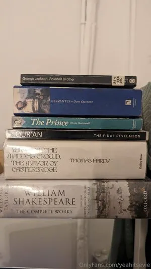 Yeahitsevie OnlyFans Leaked Free Thumbnail Picture - #w7FUU62S76