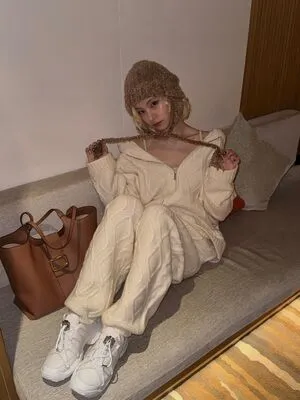 Yeji OnlyFans Leaked Free Thumbnail Picture - #1vCxn9NXva