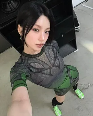 Yeji OnlyFans Leaked Free Thumbnail Picture - #H6POzGxwZX