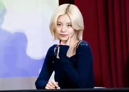 Yeji OnlyFans Leaked Free Thumbnail Picture - #KKlkRKJ7ed