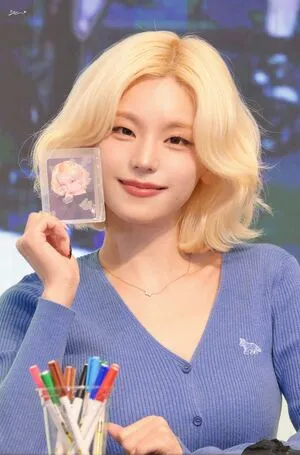 Yeji OnlyFans Leaked Free Thumbnail Picture - #YJGr84P8cm