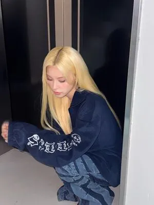 Yeji OnlyFans Leaked Free Thumbnail Picture - #YOQPA7ymcz