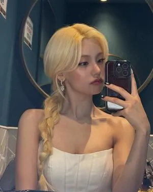 Yeji OnlyFans Leaked Free Thumbnail Picture - #ec30HvFpA8