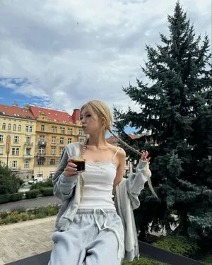 Yeji OnlyFans Leaked Free Thumbnail Picture - #lPEXMMbo87