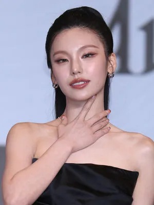 Yeji OnlyFans Leaked Free Thumbnail Picture - #oCwLFb7IBg