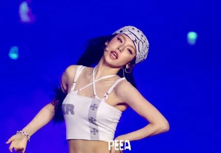 Yeji OnlyFans Leaked Free Thumbnail Picture - #x3DTJ6B6aF