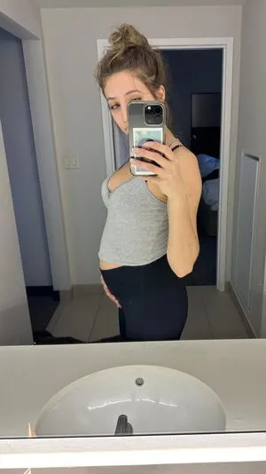 Yellowminimum6204 OnlyFans Leaked Free Thumbnail Picture - #TroanDVOx2