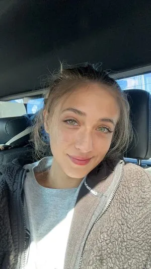 Yellowminimum6204 OnlyFans Leaked Free Thumbnail Picture - #wwSiTWfyre