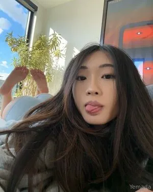 Yemada OnlyFans Leaked Free Thumbnail Picture - #XiZZZZ7JEc