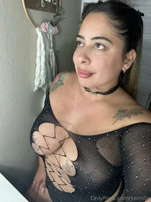 Yemillo OnlyFans Leaked Free Thumbnail Picture - #fjeqC7UWsQ