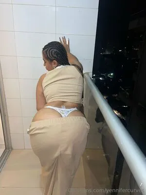 Yennifercurves OnlyFans Leaked Free Thumbnail Picture - #8rHyLodRg1