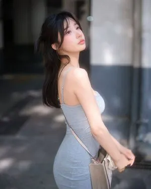 Yeon Yu OnlyFans Leaked Free Thumbnail Picture - #9853VAIBjV