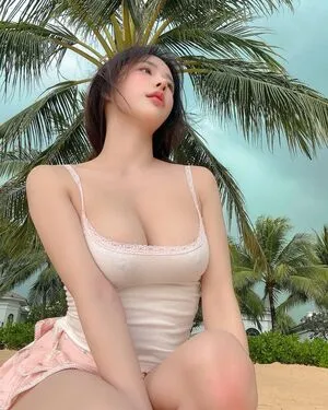 Yeon Yu OnlyFans Leaked Free Thumbnail Picture - #C1jacoErdJ