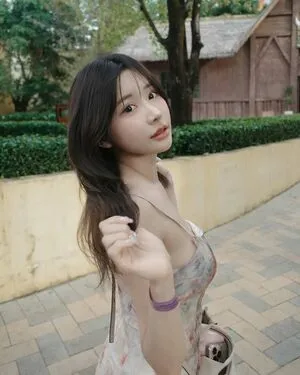 Yeon Yu OnlyFans Leaked Free Thumbnail Picture - #F5w1x7Y0lw