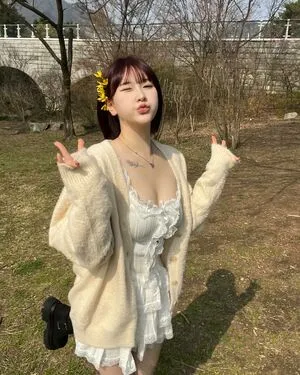 Yeonjju OnlyFans Leaked Free Thumbnail Picture - #4s3coyOFWK