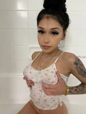 Yeraofficial OnlyFans Leaked Free Thumbnail Picture - #gYqqzN7OCp