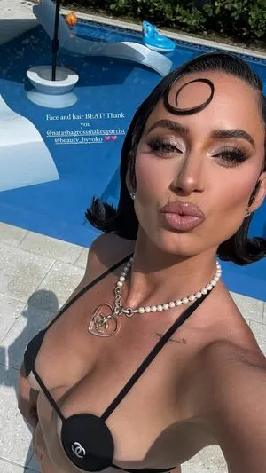 Yesjulz OnlyFans Leaked Free Thumbnail Picture - #4fzJ857SD8