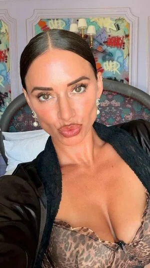 Yesjulz OnlyFans Leaked Free Thumbnail Picture - #TJ2u7Bcz6n