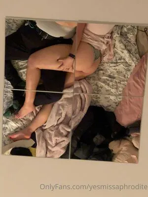 Yesmissaphrodite OnlyFans Leaked Free Thumbnail Picture - #W1ssyJup2P