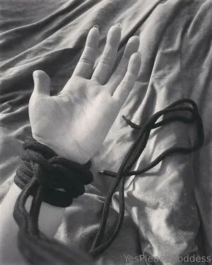 Yespleasegoddessof OnlyFans Leaked Free Thumbnail Picture - #IvmasyGu98