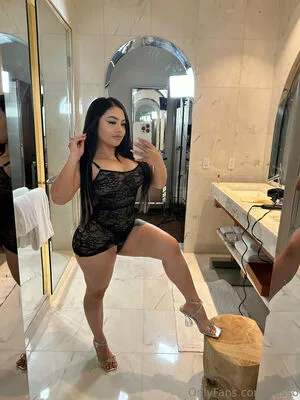Yesso OnlyFans Leaked Free Thumbnail Picture - #wyNFOomEL5