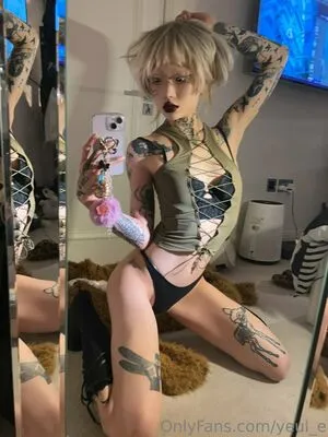 Yeule OnlyFans Leaked Free Thumbnail Picture - #aE1JxSJhmw