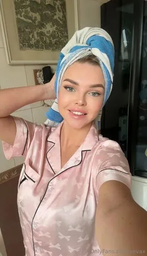 Yevax OnlyFans Leaked Free Thumbnail Picture - #d41THWJ8Vj