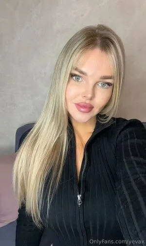Yevax OnlyFans Leaked Free Thumbnail Picture - #k42NnZCkwk