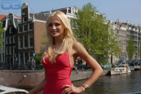 Yfke Sturm OnlyFans Leaked Free Thumbnail Picture - #Tu9GyehF8J