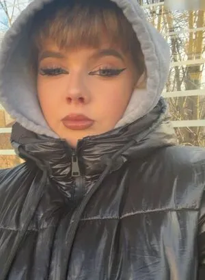 Yhl Lara Lara Reichardt Privat Shit Von Lara OnlyFans Leaked Free Thumbnail Picture - #SAYyr7NetU