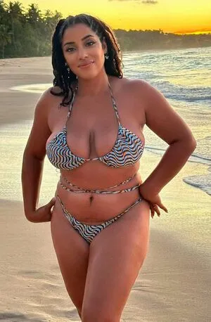 Yina Menez OnlyFans Leaked Free Thumbnail Picture - #XrguvJKrJd
