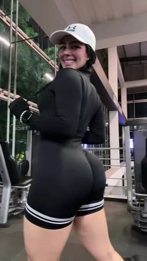 Yinethfit Yineth Medina OnlyFans Leaked Free Thumbnail Picture - #Y2C5JKBYDJ