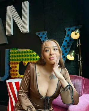 Yinka Bokinni OnlyFans Leaked Free Thumbnail Picture - #RKOffAzweZ