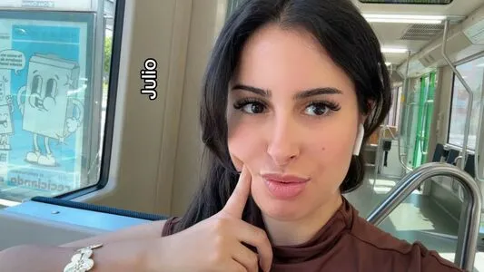 YiYi OnlyFans Leaked Free Thumbnail Picture - #5hpx7EG801