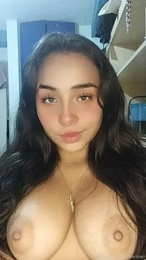 Yiyimartinez OnlyFans Leaked Free Thumbnail Picture - #skEENbEWH3