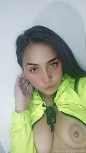 Yiyisweetcousin OnlyFans Leaked Free Thumbnail Picture - #qERI6U9RjO