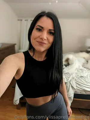Ylissaprettymanfree OnlyFans Leaked Free Thumbnail Picture - #sE1qP7scVo