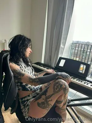 Yo Landi Black OnlyFans Leaked Free Thumbnail Picture - #JwXteooSTD