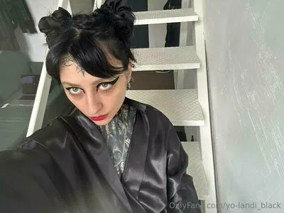 Yo Landi Black OnlyFans Leaked Free Thumbnail Picture - #iysEZlHPTo