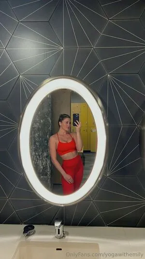 Yogawithemily OnlyFans Leaked Free Thumbnail Picture - #8kzsTeNN7V