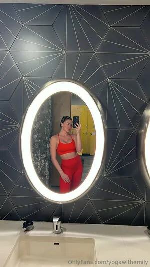 Yogawithemily OnlyFans Leaked Free Thumbnail Picture - #Y8yXi1Fr4v