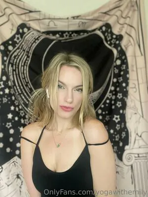 Yogawithemily OnlyFans Leaked Free Thumbnail Picture - #fszaqZbASu