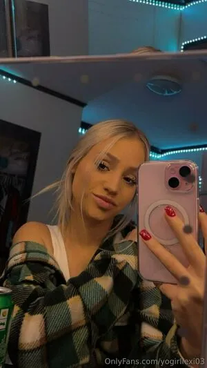 Yogirllexi03 OnlyFans Leaked Free Thumbnail Picture - #UreYusBhkz
