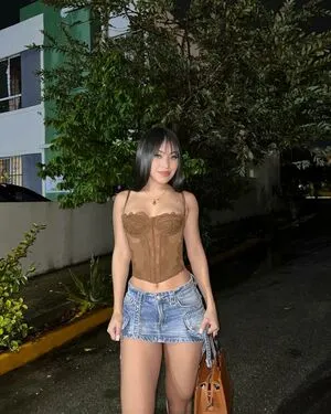 Yolllbae OnlyFans Leaked Free Thumbnail Picture - #3xO3SCTR2q