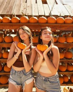 Yonca OnlyFans Leaked Free Thumbnail Picture - #mlHgrL4onI