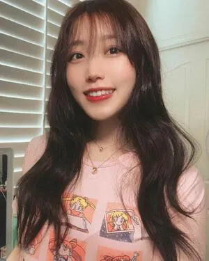 Yoojin OnlyFans Leaked Free Thumbnail Picture - #4y4ruBBh7e