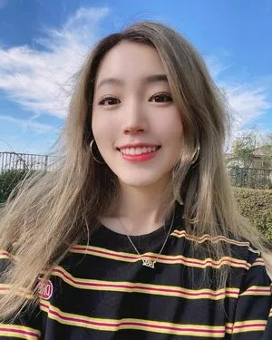 Yoojin OnlyFans Leaked Free Thumbnail Picture - #F9s99EWsO7