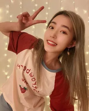 Yoojin OnlyFans Leaked Free Thumbnail Picture - #wae9roOfRn